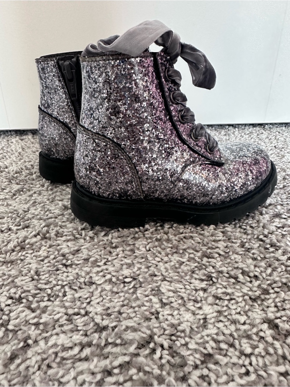 Toddler Girl Grey Glitter Sparkle Velvet Lace Up Boots Size 7